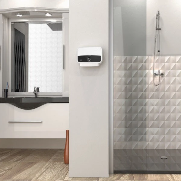 Ariston Aures 9.5kW Slim Multi Instantaneous Water Heater - 3520028 - Image 3